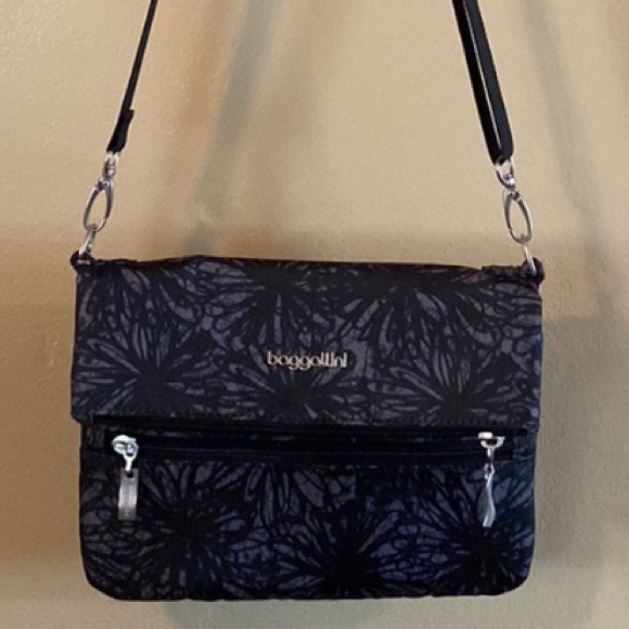 Baggallini Crossbody